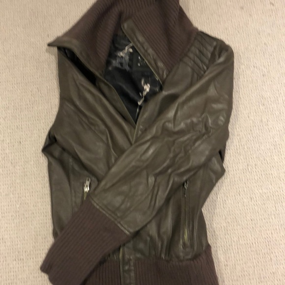 Mackage leather jacket medium. - Picture 6 of 8